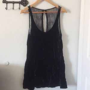 DOLCE VITA Sexy black velvet lace dress open back